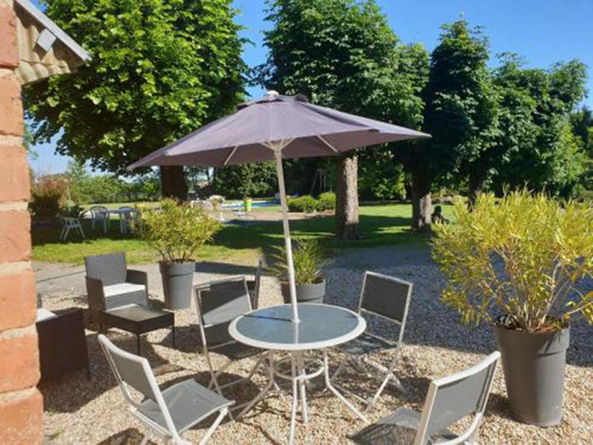 Domaine De La Caure Bussiere-Dunoise Exterior foto